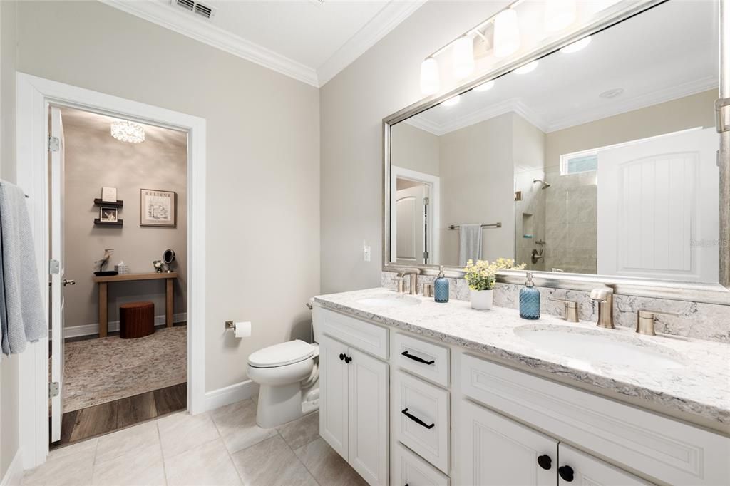 For Sale: $389,900 (3 beds, 2 baths, 1662 Square Feet)