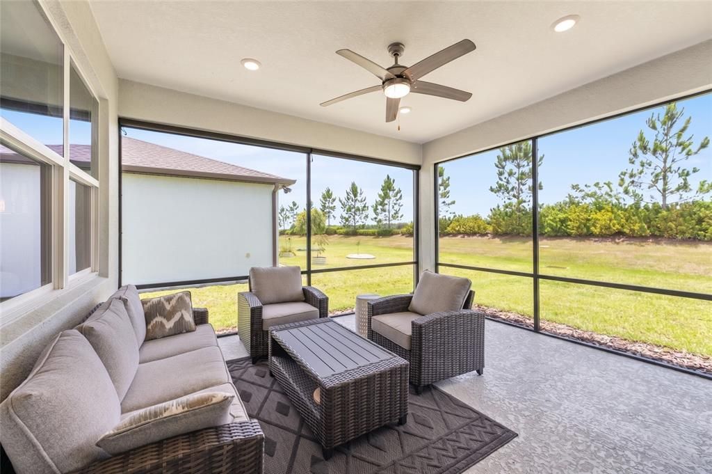 For Sale: $389,900 (3 beds, 2 baths, 1662 Square Feet)