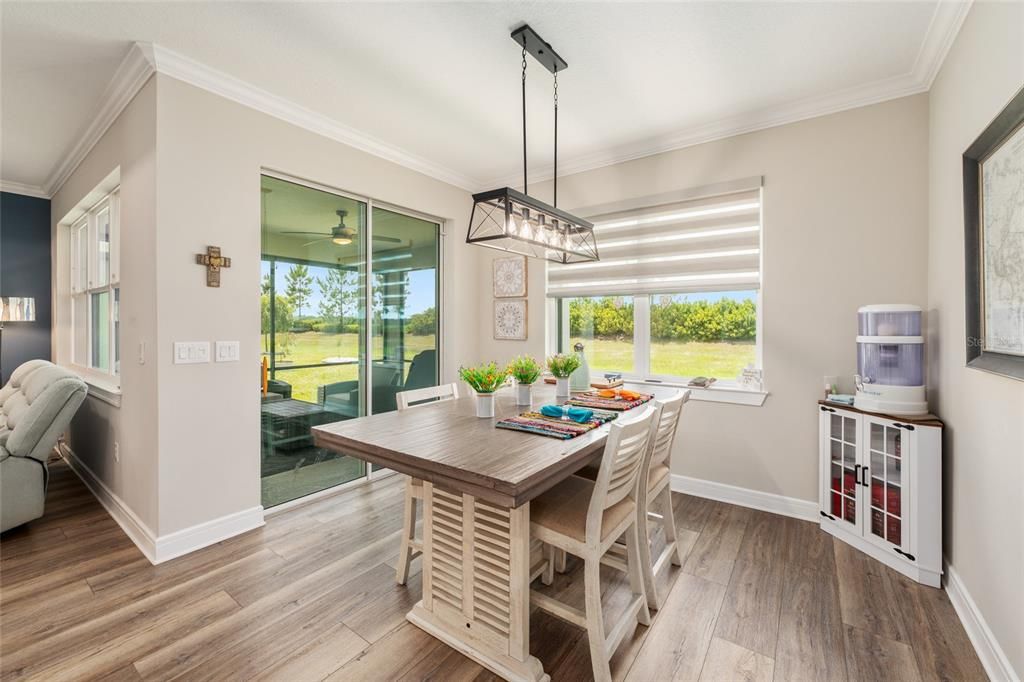 For Sale: $389,900 (3 beds, 2 baths, 1662 Square Feet)
