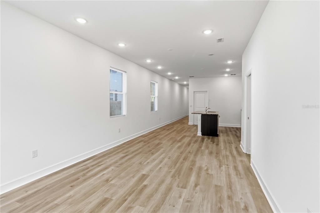 For Sale: $824,900 (6 beds, 4 baths, 3231 Square Feet)