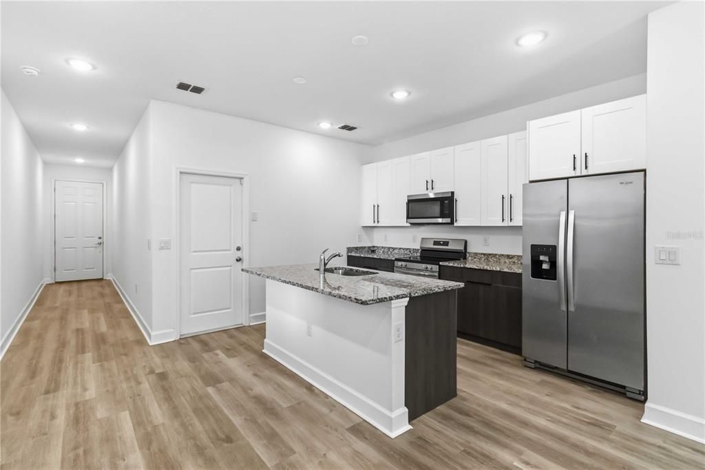 For Sale: $824,900 (6 beds, 4 baths, 3231 Square Feet)
