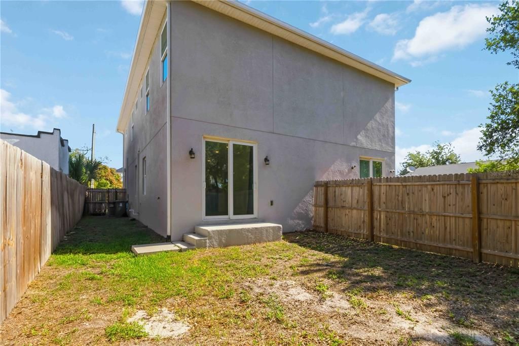 For Sale: $824,900 (6 beds, 4 baths, 3231 Square Feet)