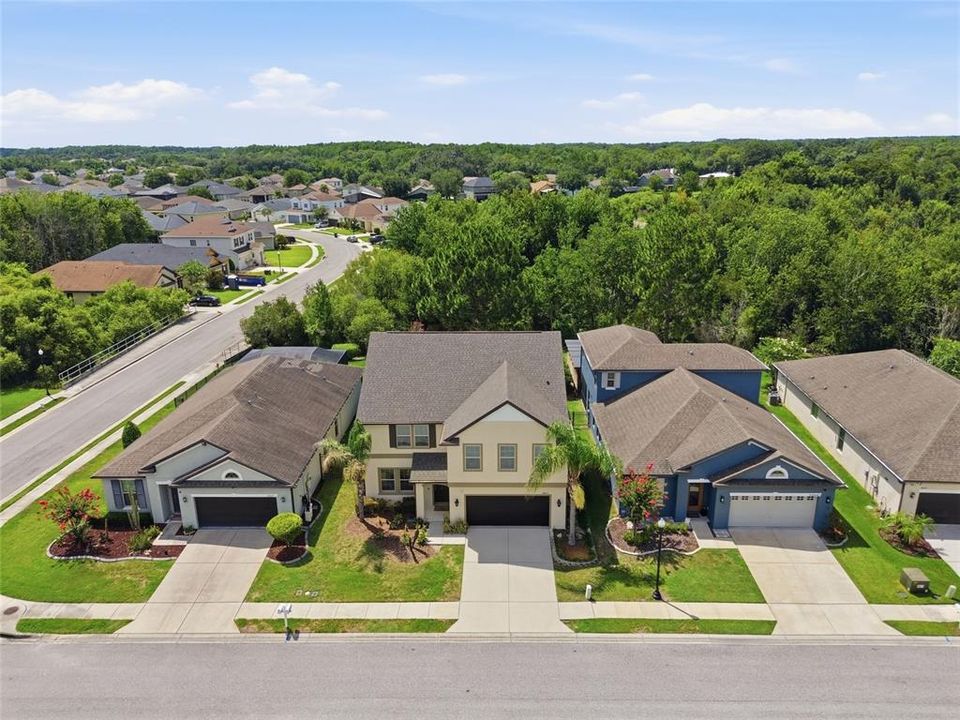 For Sale: $549,000 (5 beds, 4 baths, 3098 Square Feet)