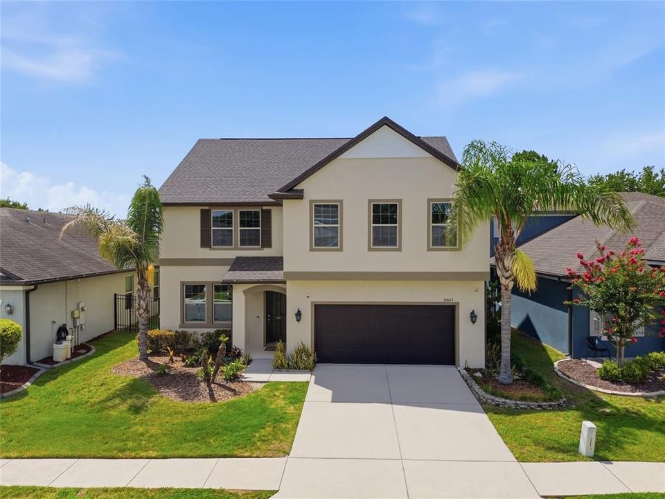For Sale: $549,000 (5 beds, 4 baths, 3098 Square Feet)