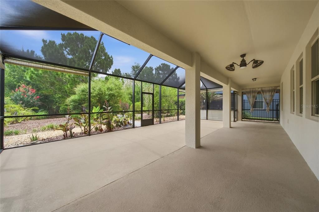For Sale: $549,000 (5 beds, 4 baths, 3098 Square Feet)
