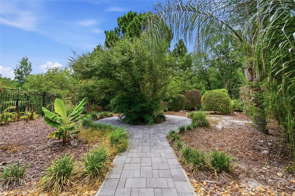For Sale: $549,000 (5 beds, 4 baths, 3098 Square Feet)