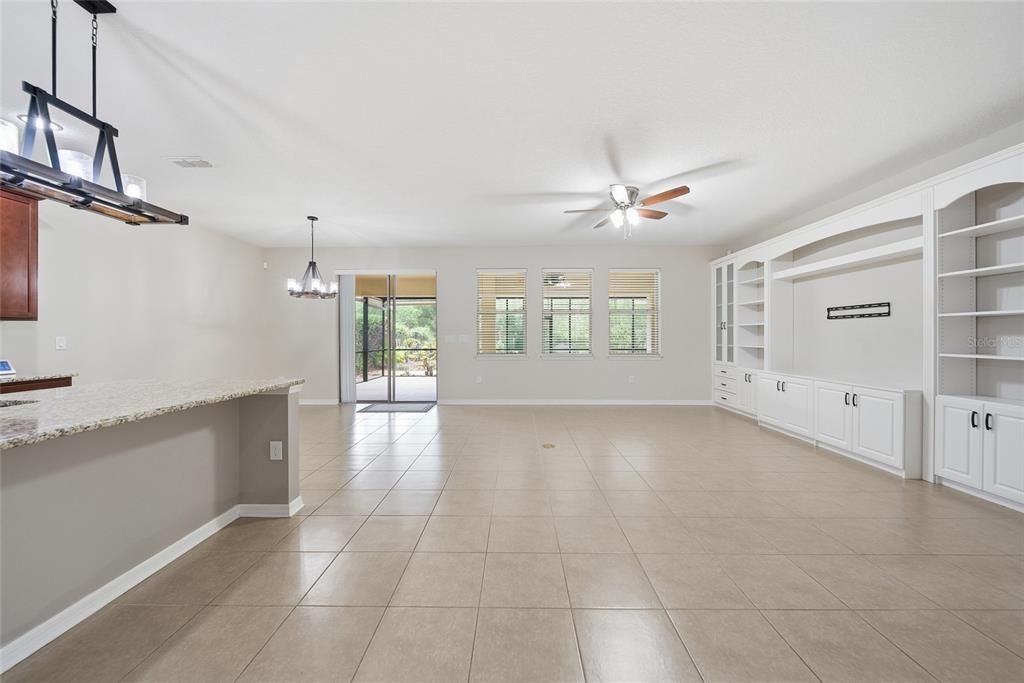 For Sale: $549,000 (5 beds, 4 baths, 3098 Square Feet)