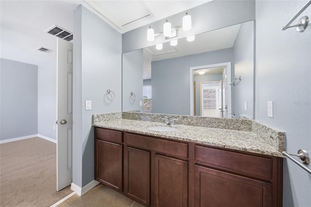For Sale: $549,000 (5 beds, 4 baths, 3098 Square Feet)
