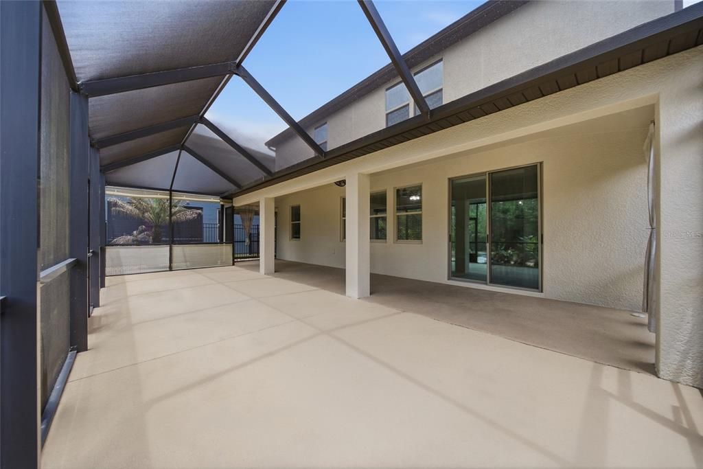 For Sale: $549,000 (5 beds, 4 baths, 3098 Square Feet)