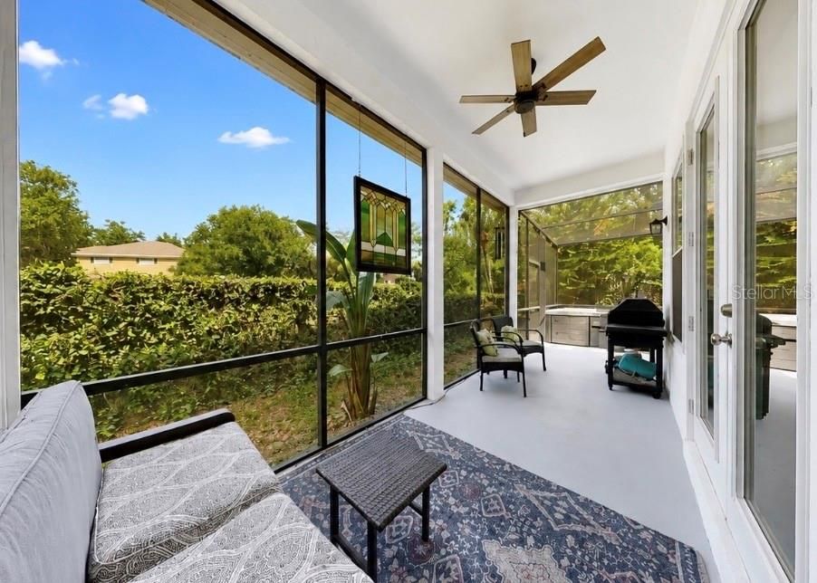 For Sale: $565,000 (3 beds, 2 baths, 1928 Square Feet)