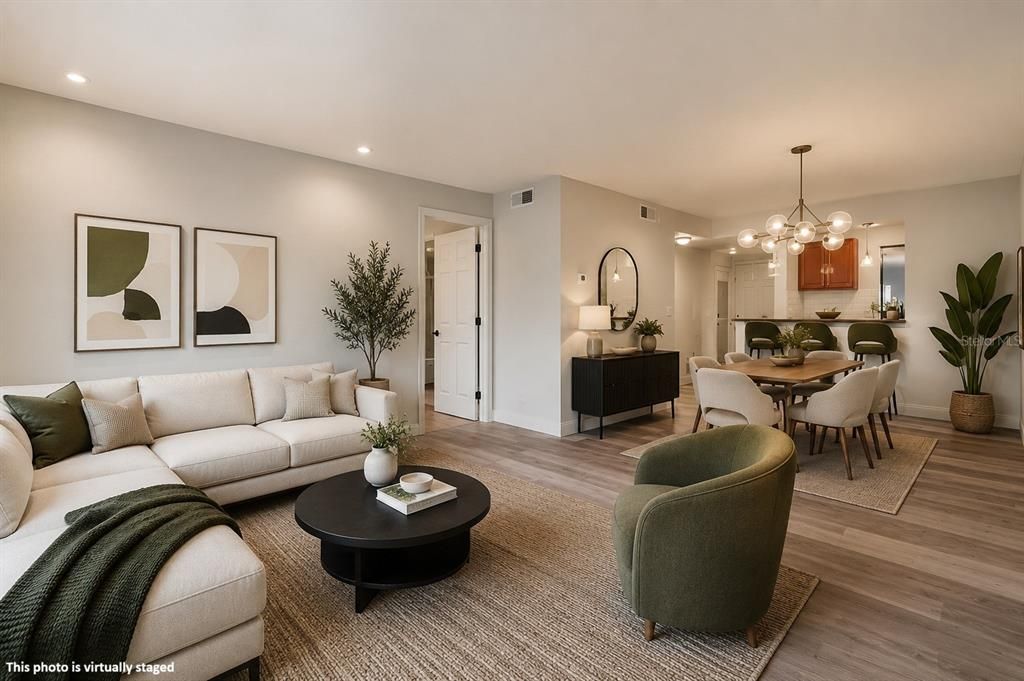 For Sale: $159,000 (2 beds, 2 baths, 970 Square Feet)
