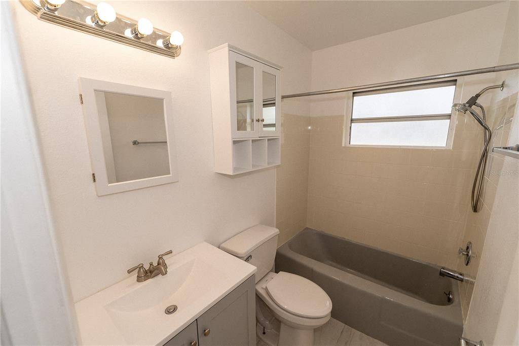 For Rent: $1,900 (2 beds, 2 baths, 1282 Square Feet)