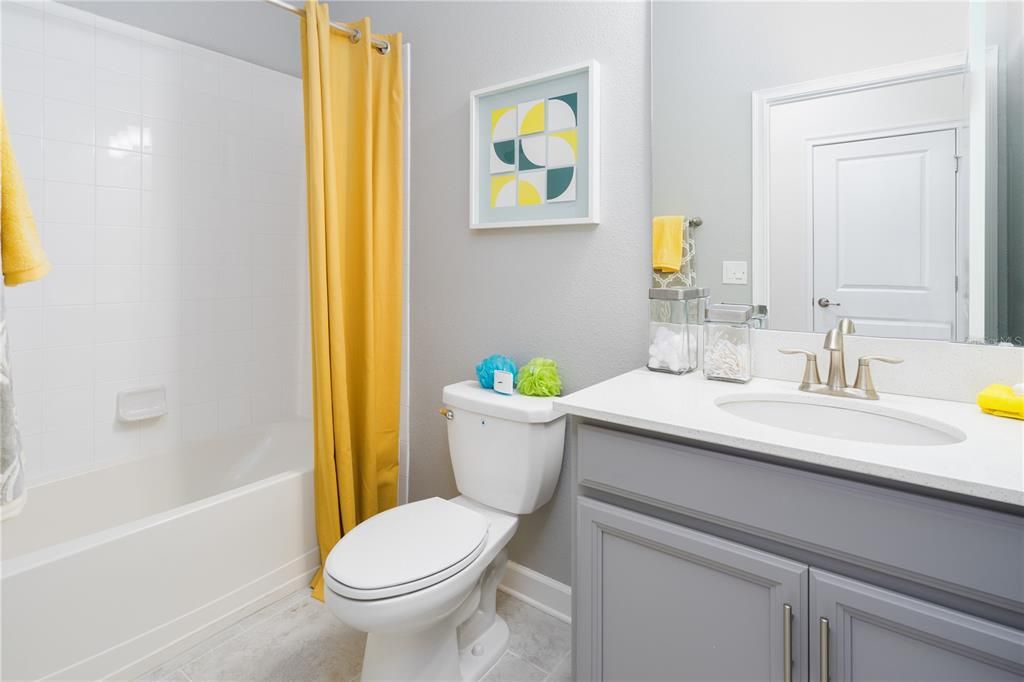 For Sale: $400,000 (4 beds, 3 baths, 2006 Square Feet)