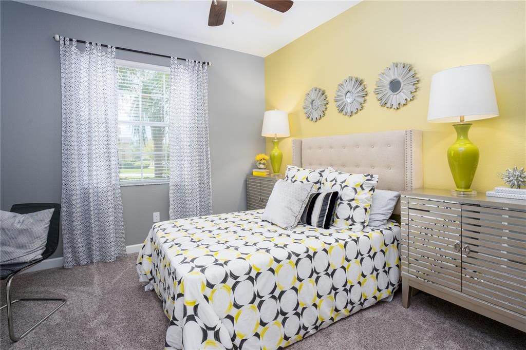 For Sale: $400,000 (4 beds, 3 baths, 2006 Square Feet)