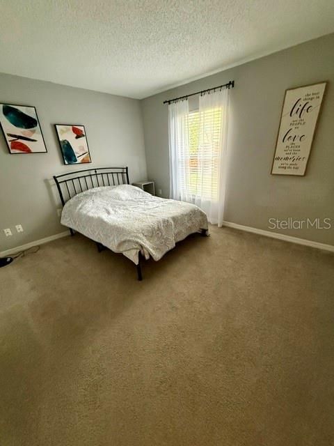 En Venta: $339,000 (3 camas, 2 baños, 2013 Pies cuadrados)