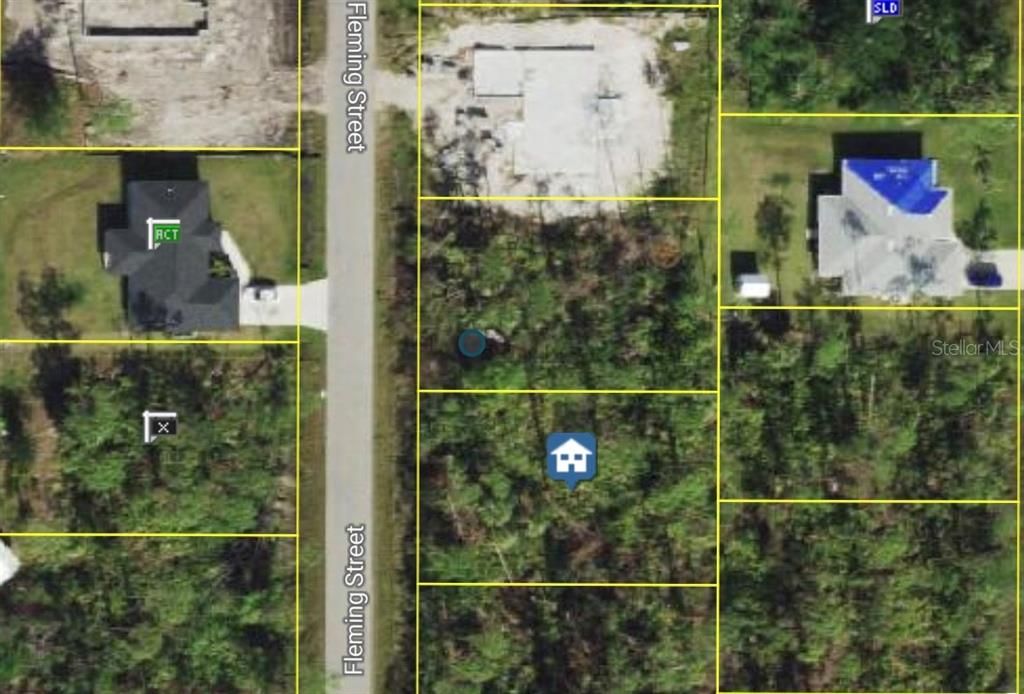 На продажу: $35,000 (0.23 acres)