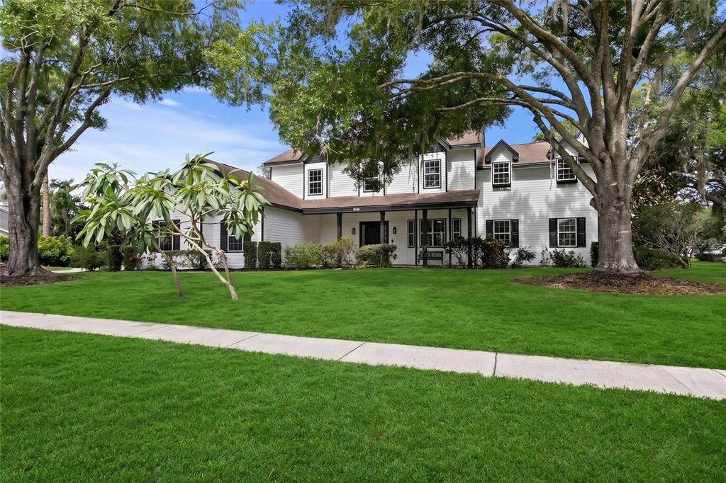For Sale: $899,000 (4 beds, 3 baths, 4101 Square Feet)