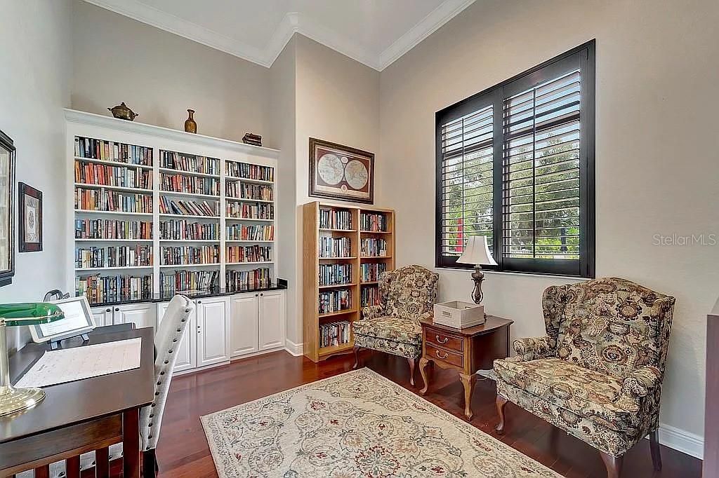 En Venta: $329,900 (3 camas, 2 baños, 2014 Pies cuadrados)