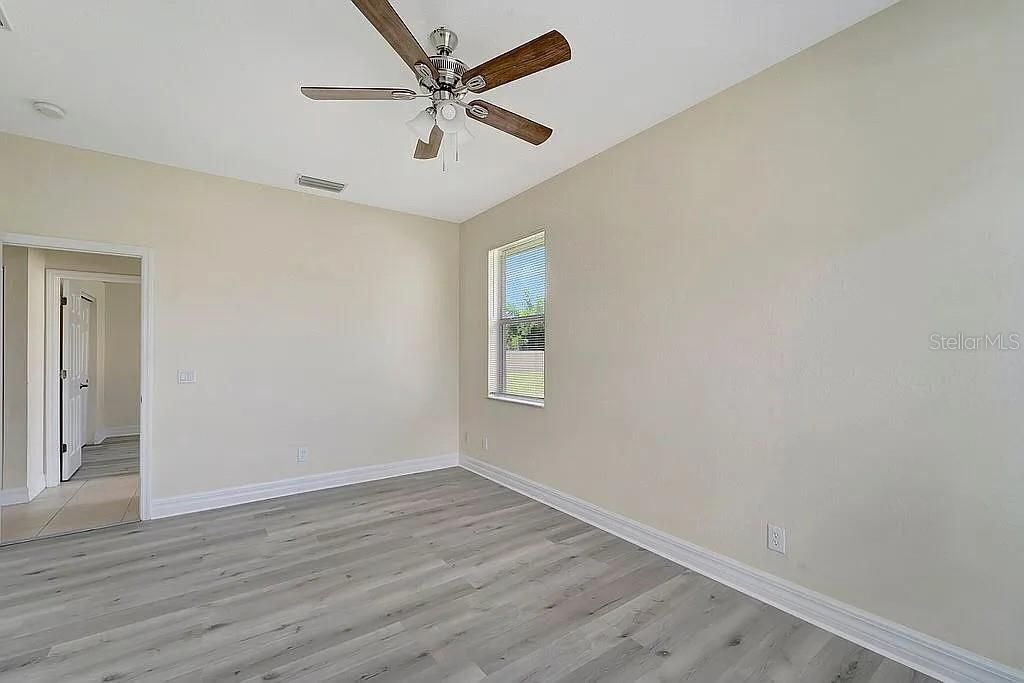 En Venta: $329,900 (3 camas, 2 baños, 2014 Pies cuadrados)