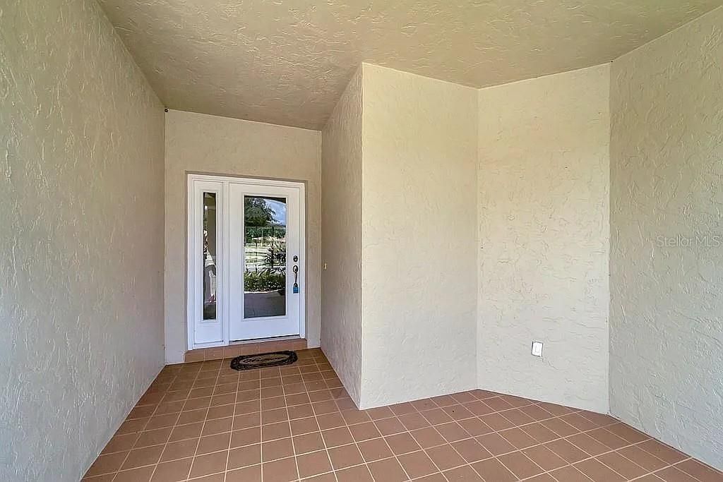 En Venta: $329,900 (3 camas, 2 baños, 2014 Pies cuadrados)