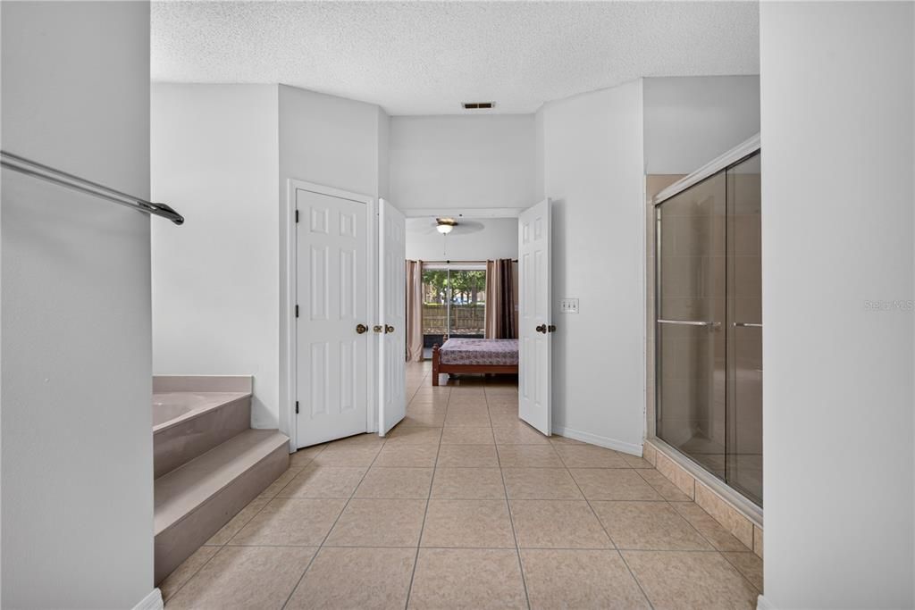 En Venta: $470,000 (3 camas, 2 baños, 1815 Pies cuadrados)
