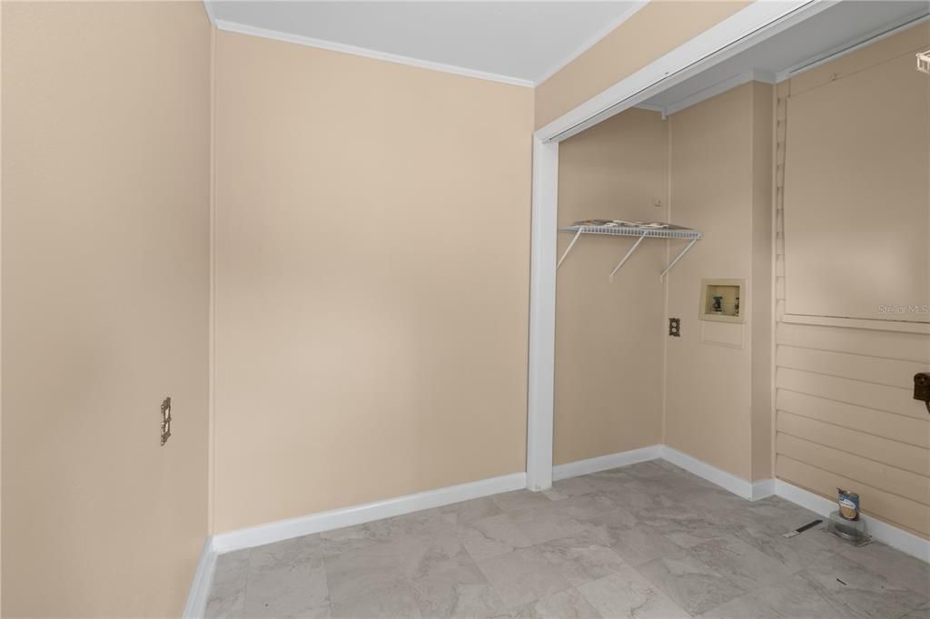 For Sale: $475,000 (3 beds, 2 baths, 1781 Square Feet)