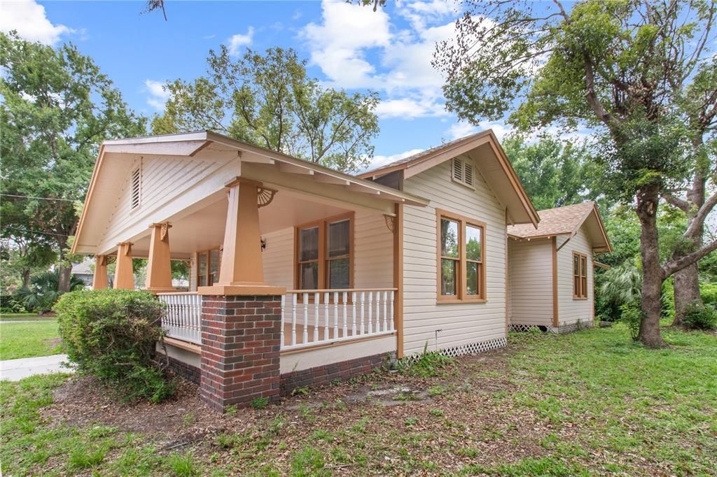 For Sale: $475,000 (3 beds, 2 baths, 1781 Square Feet)