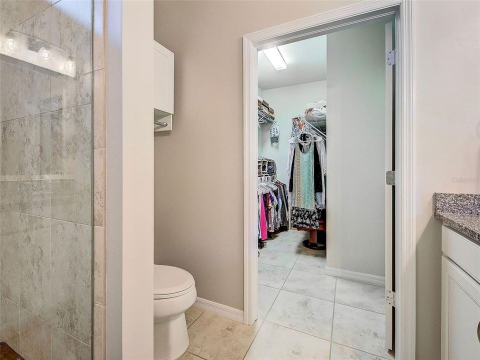 For Sale: $429,000 (2 beds, 2 baths, 1437 Square Feet)