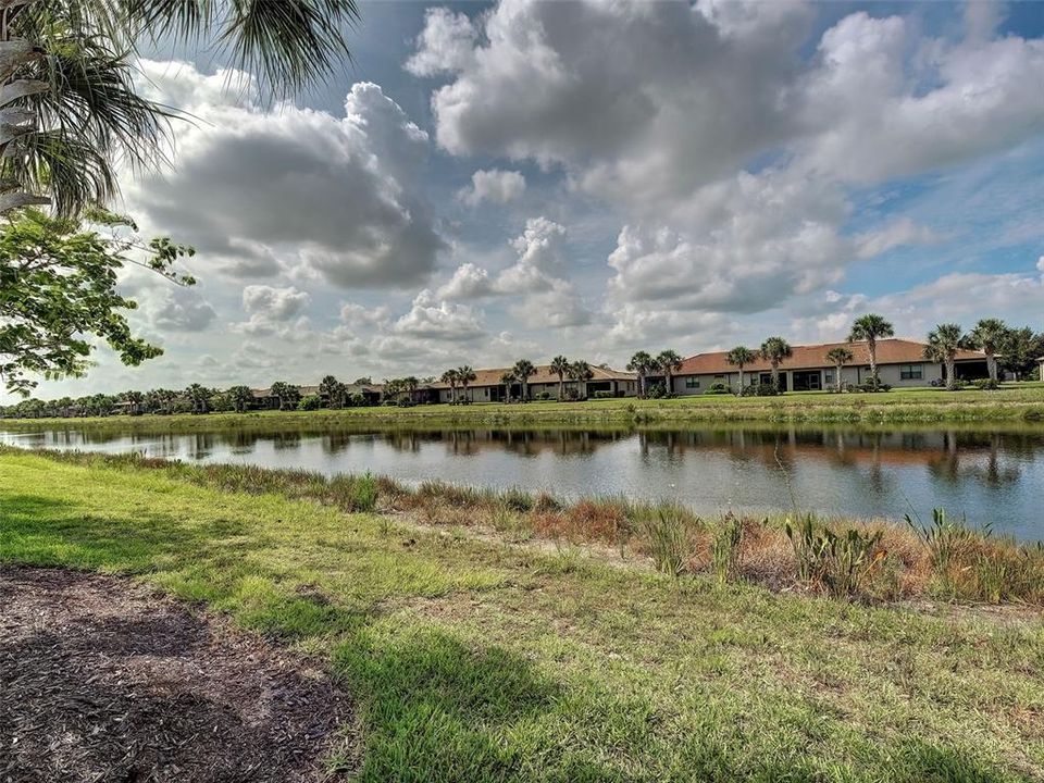 For Sale: $429,000 (2 beds, 2 baths, 1437 Square Feet)