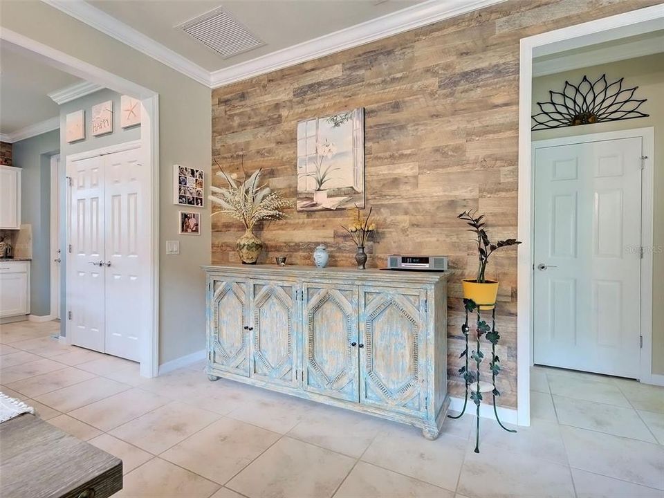 For Sale: $429,000 (2 beds, 2 baths, 1437 Square Feet)