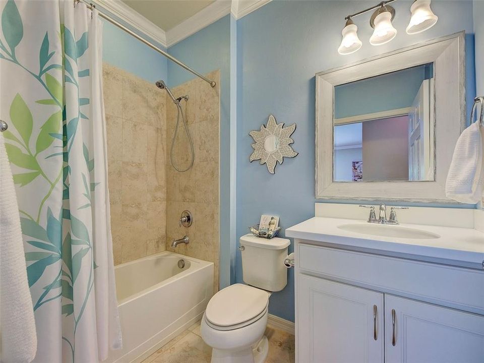 For Sale: $429,000 (2 beds, 2 baths, 1437 Square Feet)