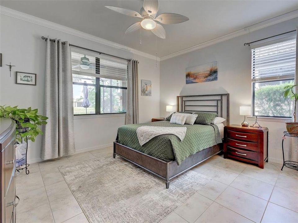 For Sale: $429,000 (2 beds, 2 baths, 1437 Square Feet)