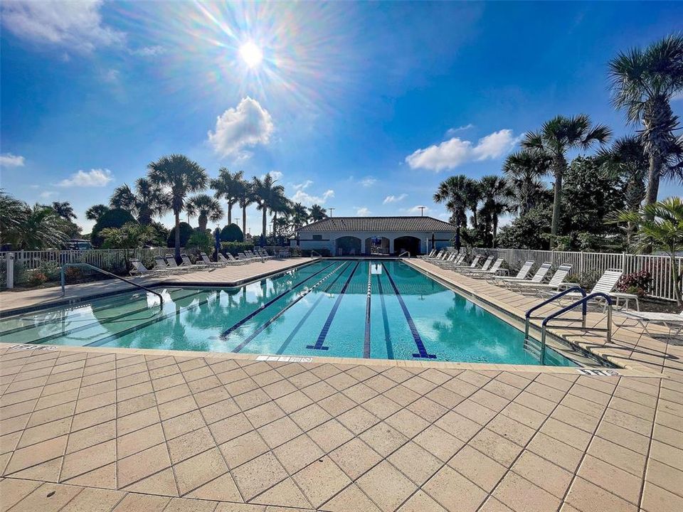For Sale: $429,000 (2 beds, 2 baths, 1437 Square Feet)