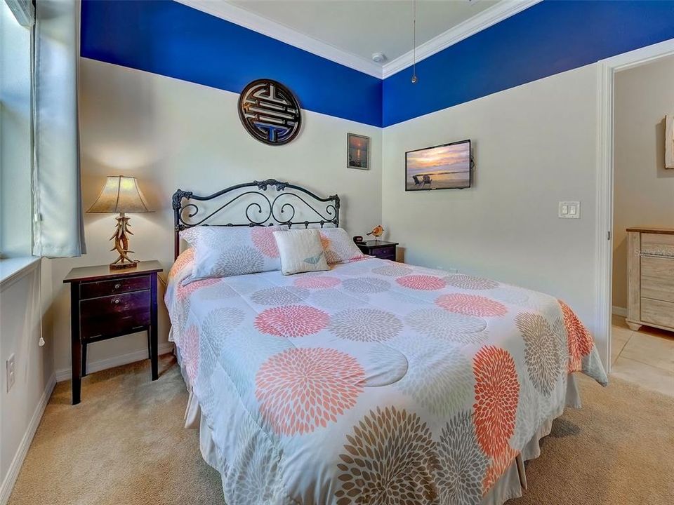For Sale: $429,000 (2 beds, 2 baths, 1437 Square Feet)