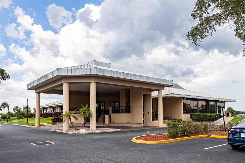 For Sale: $199,700 (2 beds, 2 baths, 1045 Square Feet)