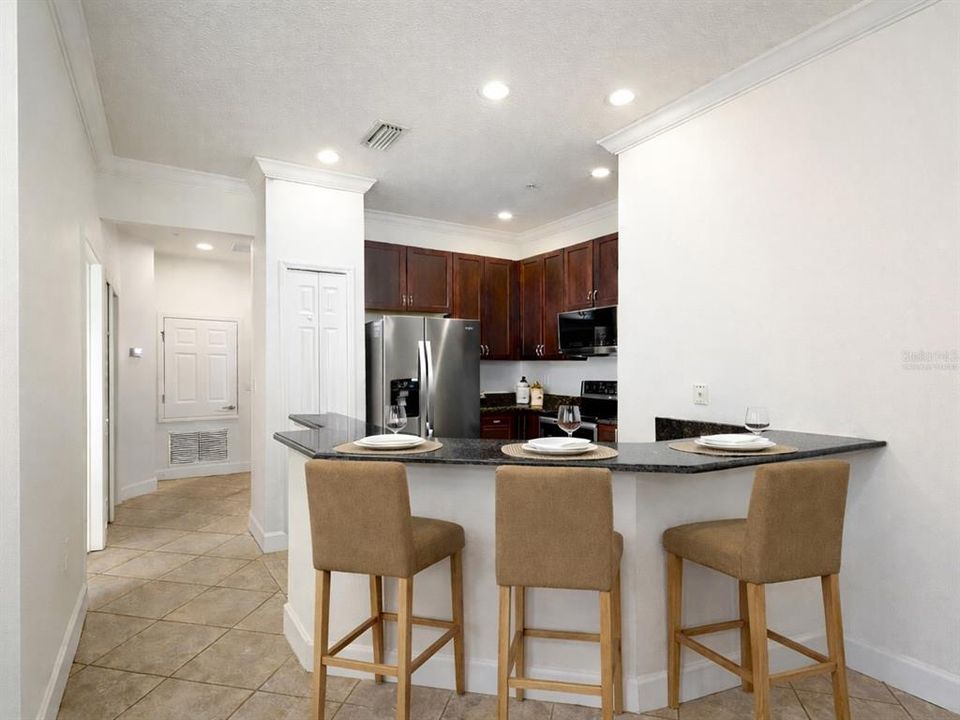 For Rent: $2,000 (3 beds, 2 baths, 1346 Square Feet)