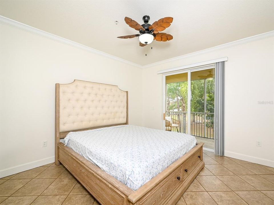 For Rent: $2,000 (3 beds, 2 baths, 1346 Square Feet)