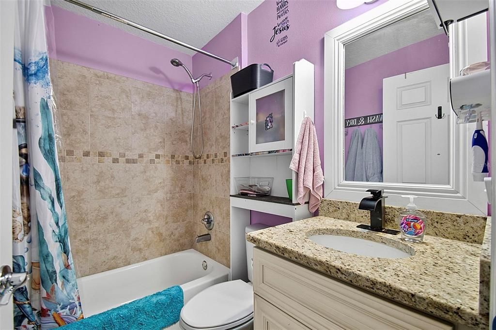 For Sale: $342,900 (3 beds, 2 baths, 1761 Square Feet)