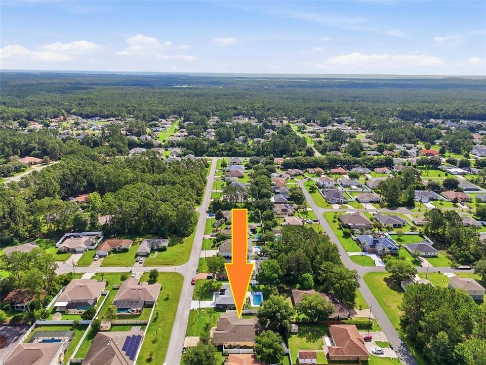 For Sale: $342,900 (3 beds, 2 baths, 1761 Square Feet)
