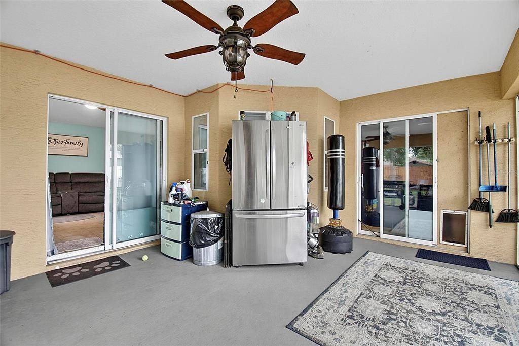 For Sale: $342,900 (3 beds, 2 baths, 1761 Square Feet)