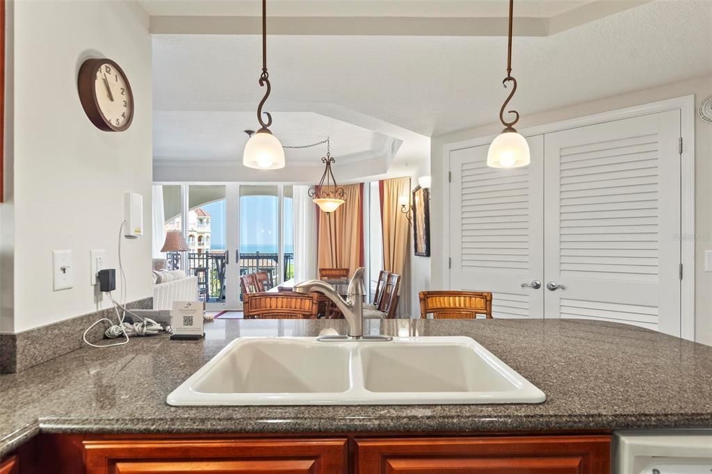 For Sale: $739,900 (3 beds, 3 baths, 1435 Square Feet)