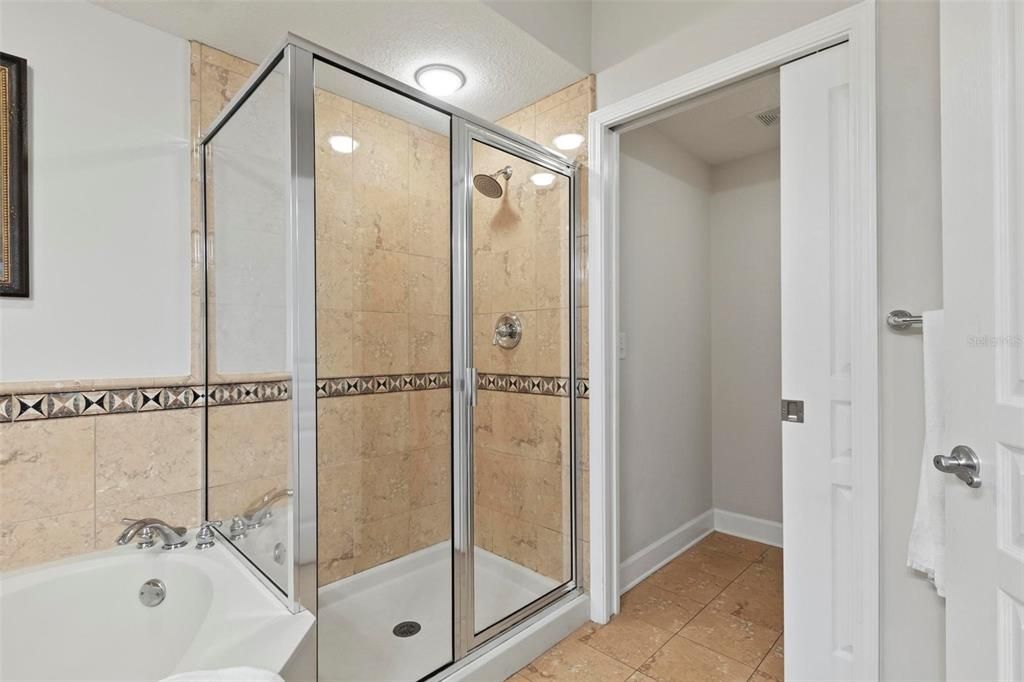 For Sale: $739,900 (3 beds, 3 baths, 1435 Square Feet)