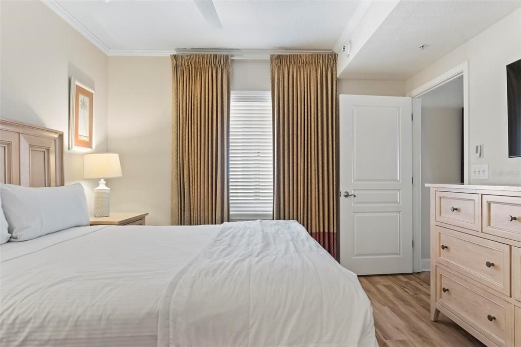 For Sale: $739,900 (3 beds, 3 baths, 1435 Square Feet)
