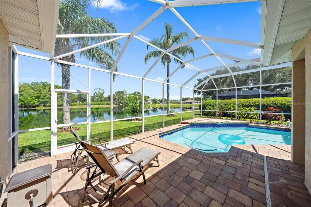 待售: $745,900 (4 贝兹, 3 浴室, 2586 平方英尺)