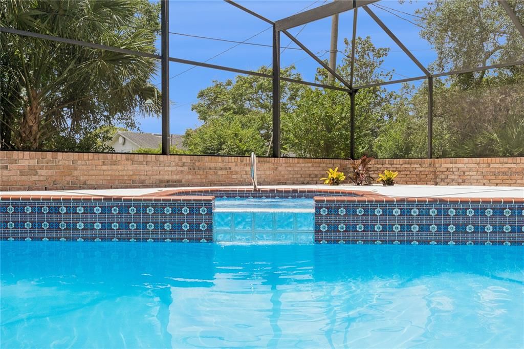 En Venta: $425,000 (3 camas, 2 baños, 1935 Pies cuadrados)