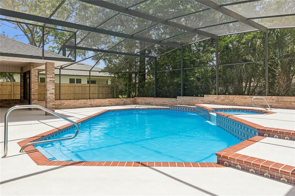 En Venta: $425,000 (3 camas, 2 baños, 1935 Pies cuadrados)