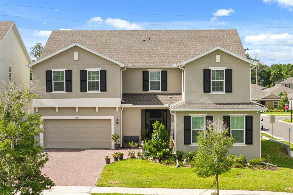 For Sale: $635,000 (5 beds, 3 baths, 4481 Square Feet)