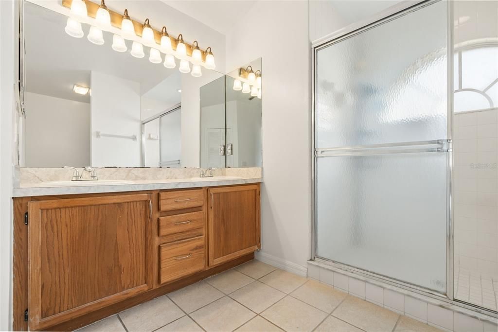 En Venta: $394,900 (3 camas, 2 baños, 1648 Pies cuadrados)