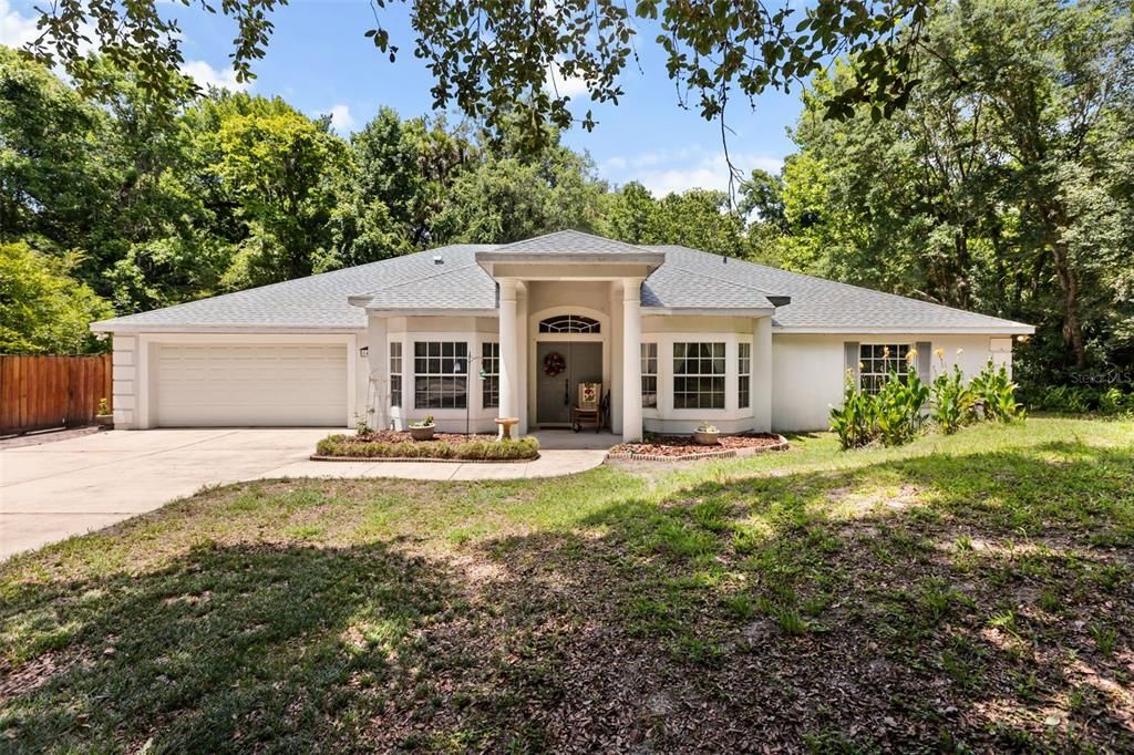 En Venta: $874,000 (4 camas, 3 baños, 2711 Pies cuadrados)