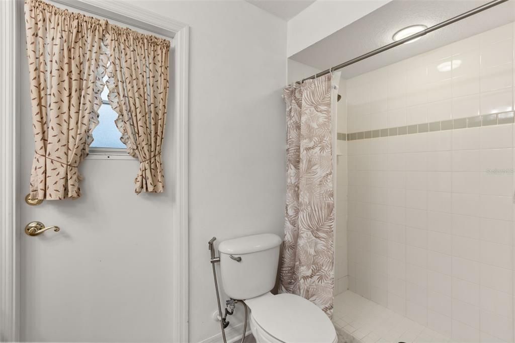 En Venta: $874,000 (4 camas, 3 baños, 2711 Pies cuadrados)